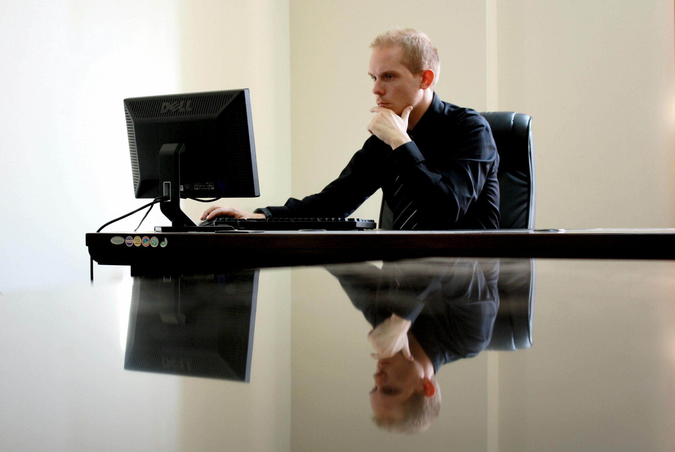 Las conversaciones clave que debes tener si quieres invertir exitosamente en el Real Estate Florida. Foto de David McEachan